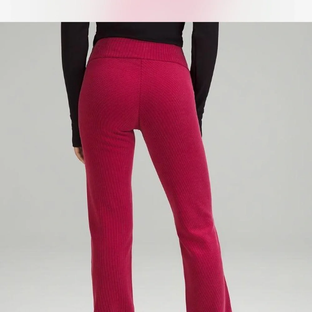 Lululemon Brushed Softstreme Ribbed Zip Flare Pant Pomegranate 8 Never Worn - Picture 3 of 8